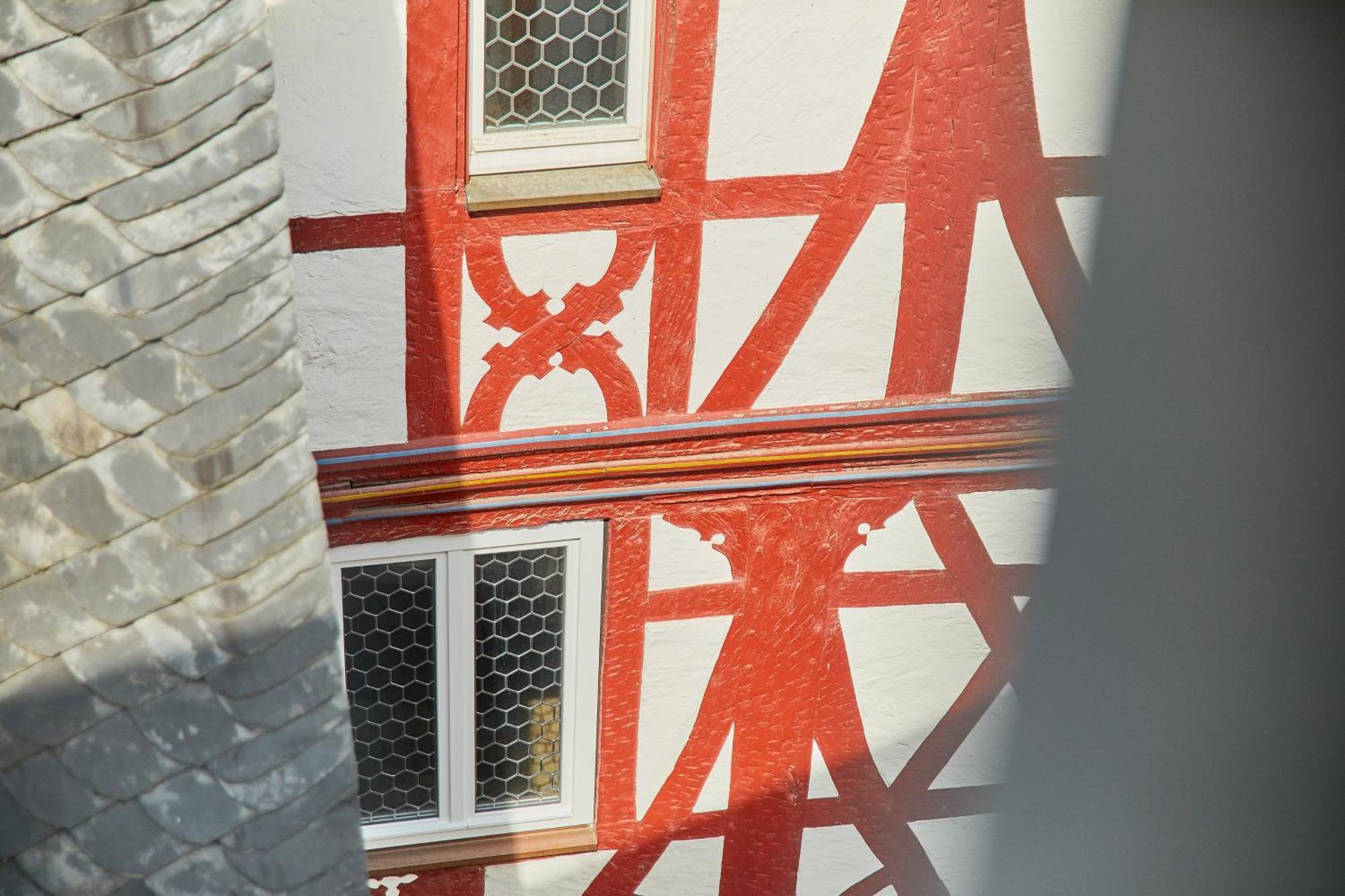 Fachwerkperle Am Historischen Marktplatz ベルンカステル・クース エクステリア 写真